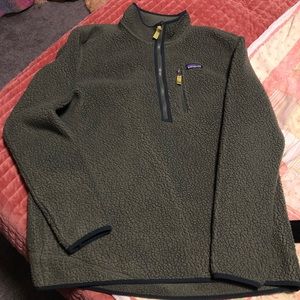 XL Patagonia Sherpa quarter zip pullover